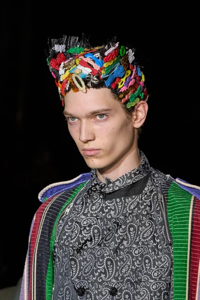 Look 63